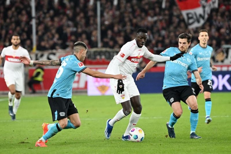 Nhận định, Soi kèo Leverkusen vs Stuttgart 0h30 ngày 11/01: Tin vào chủ nhà - Ảnh 1