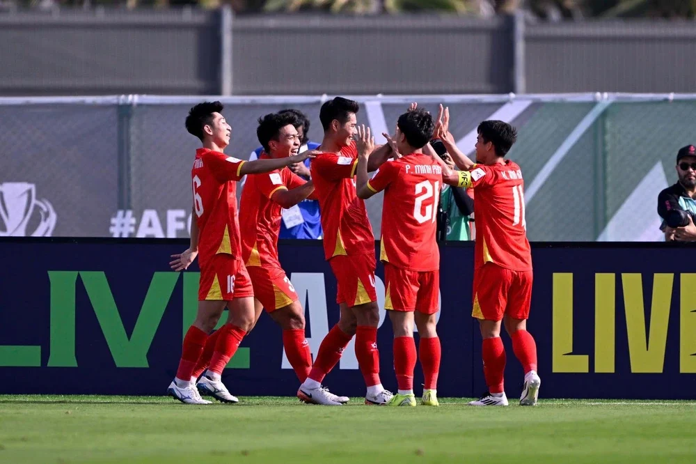 Dự đoán tỉ số U23 Việt Nam vs U23 Kyrgyzstan: - Ảnh 1. Dự đoán tỉ số U23 Việt Nam vs U23 Kyrgyzstan: - Ảnh 1.