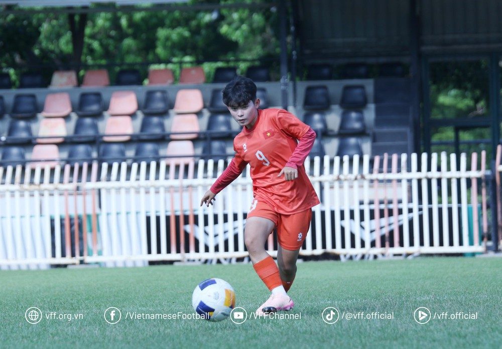 Tiền đạo Lưu Hoàng Vân đội U20 nữ Việt Nam