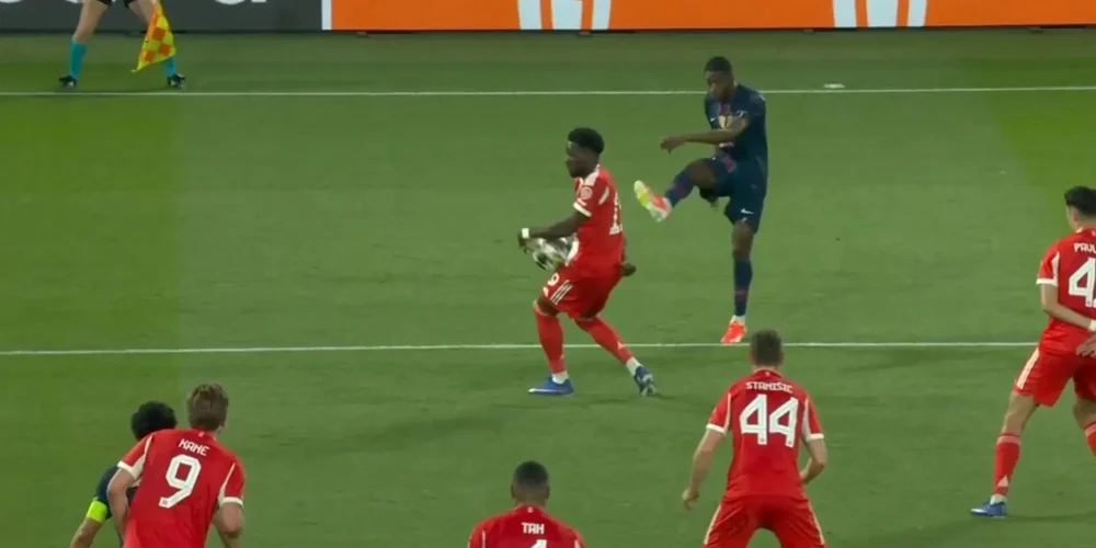 Tình huống PSG được hưởng 11m