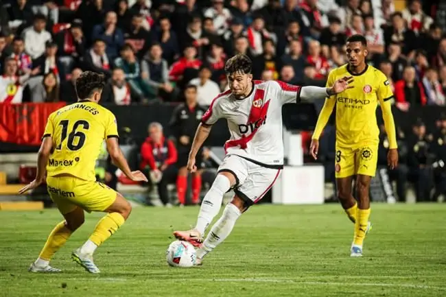 Nhận định Girona vs Real Sociedad 01h00 ngày 155 (La Liga 202526) 1