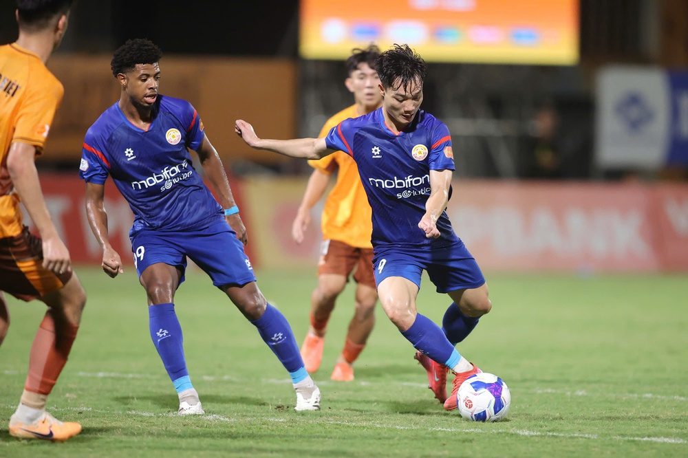 Kết quả V-League vòng 24 mới nhất - Ảnh 1. Kết quả V-League vòng 24 mới nhất - Ảnh 1.