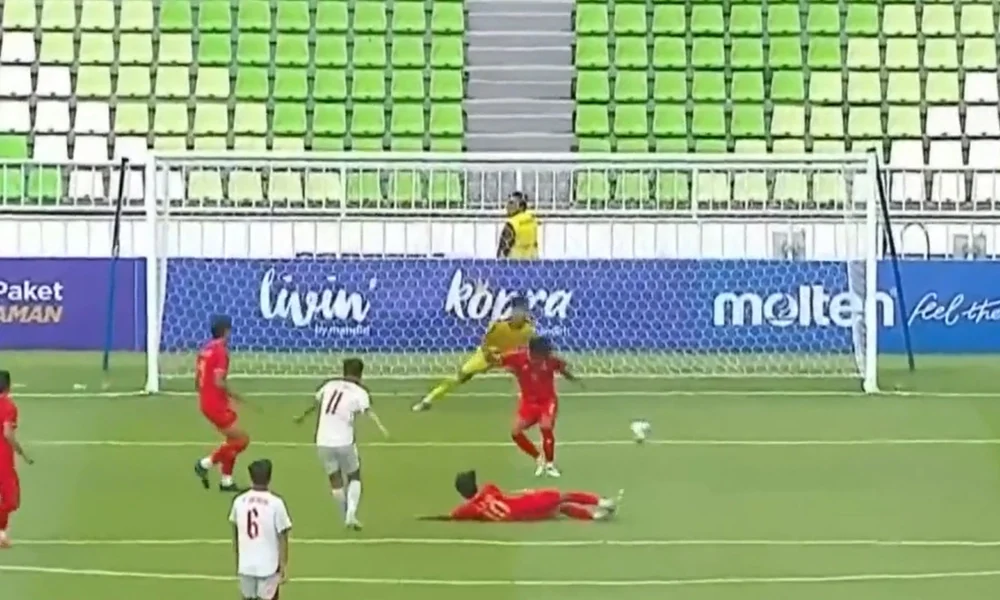 TRỰC TIẾP bóng đá Việt Nam vs Myanmar (5-0, hiệp 2): Thiên Phú ghi bàn - Ảnh 3.