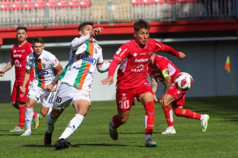 Nhận định, Soi kèo Nublense vs Universidad de Concepcion 06h30 ngày 26/06: Tin vào chủ nhà - Ảnh 1
