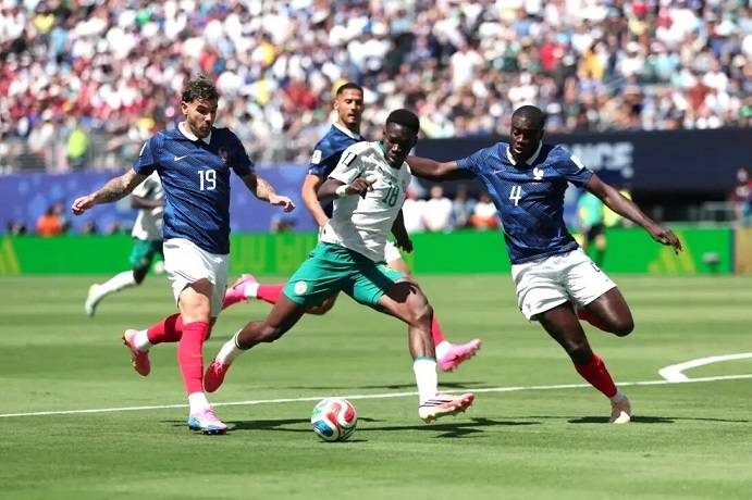 Siêu máy tính dự đoán Pháp vs Iraq, 4h00 ngày 23/6