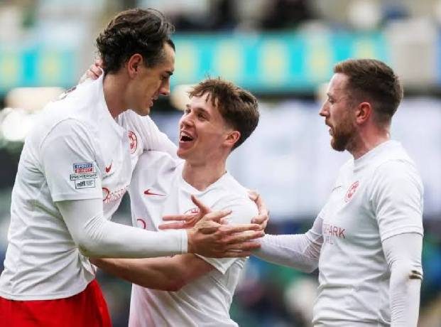 Nhận định bóng đá Larne vs Crvena Zvezda, 2h00 ngày 22/07: Chiếm trọn ưu thế Nhận định bóng đá Larne vs Crvena Zvezda, 2h00 ngày 22/07: Chiếm trọn ưu thế