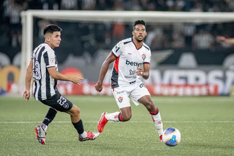 nhan-dinh-soi-keo-botafogo-vs-vitoria-05h30-ngay-24-07-ky-phung-dich-thu_143899-1 Nhận định, Soi kèo Botafogo vs Vitoria 05h30 ngày 24/07: Kỳ phùng địch thủ - Ảnh 1