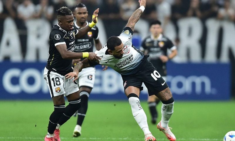 Soi kèo phạt góc Corinthians vs Paranaense, 5h30 ngày 31/7 - Ảnh 1